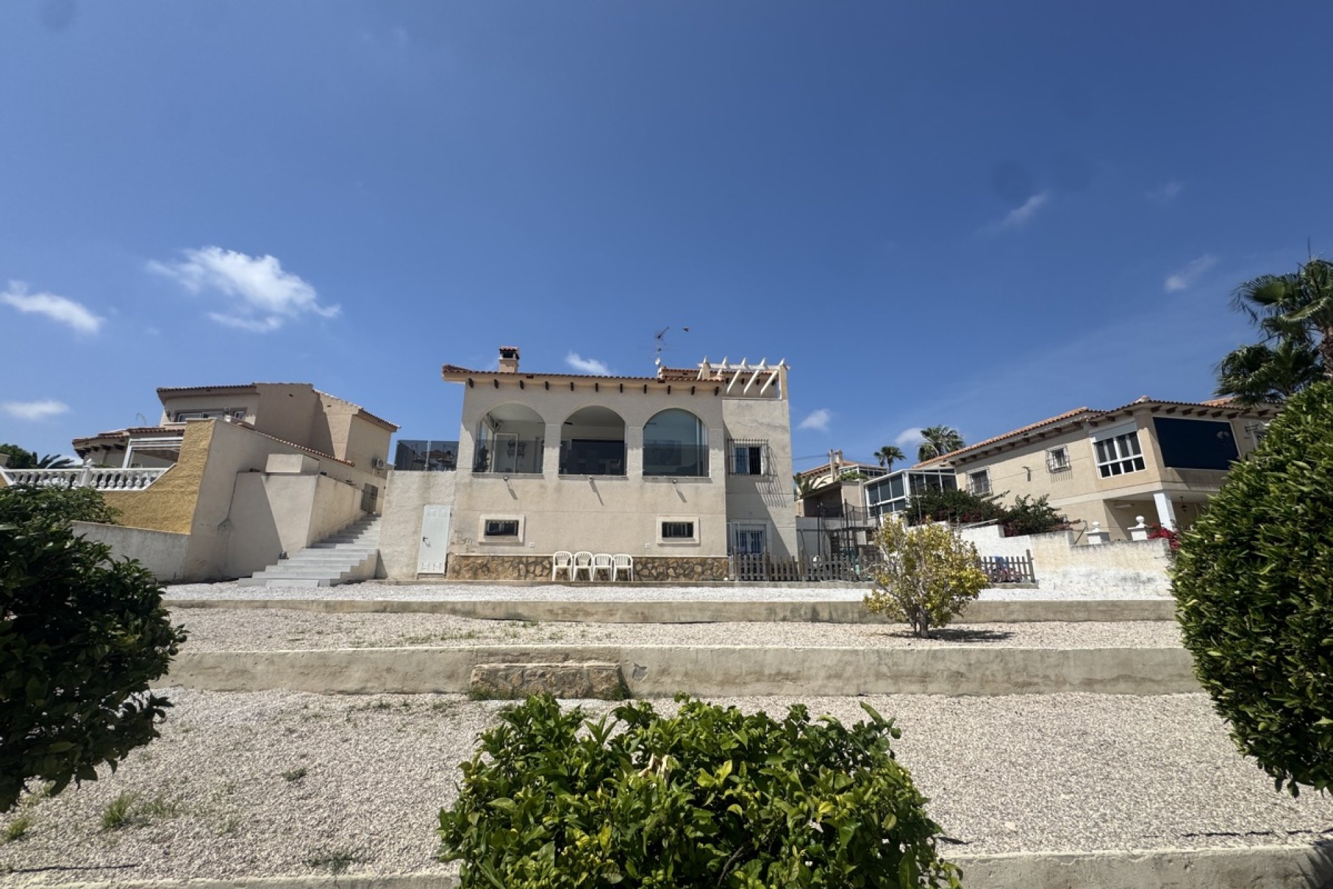 Resale - Villa / House - San Miguel de Salinas