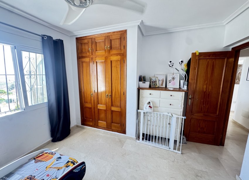Resale - Villa / House - San Miguel de Salinas