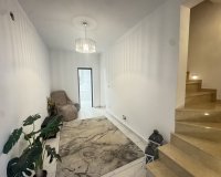 Resale - Villa / House - San Miguel de Salinas