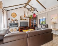 Resale - Villa / House - Santa Pola - El Poble Llevanti