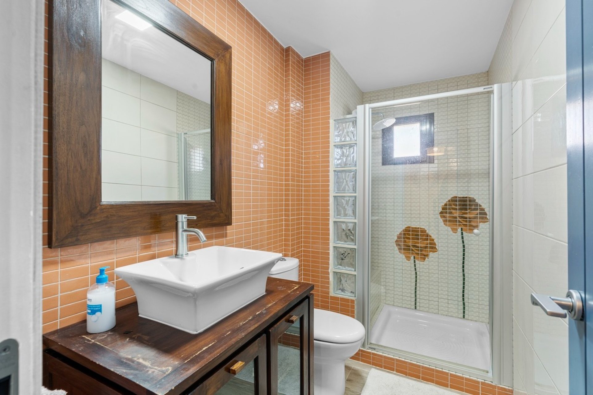 Resale - Villa / House - Santa Pola - El Poble Llevanti