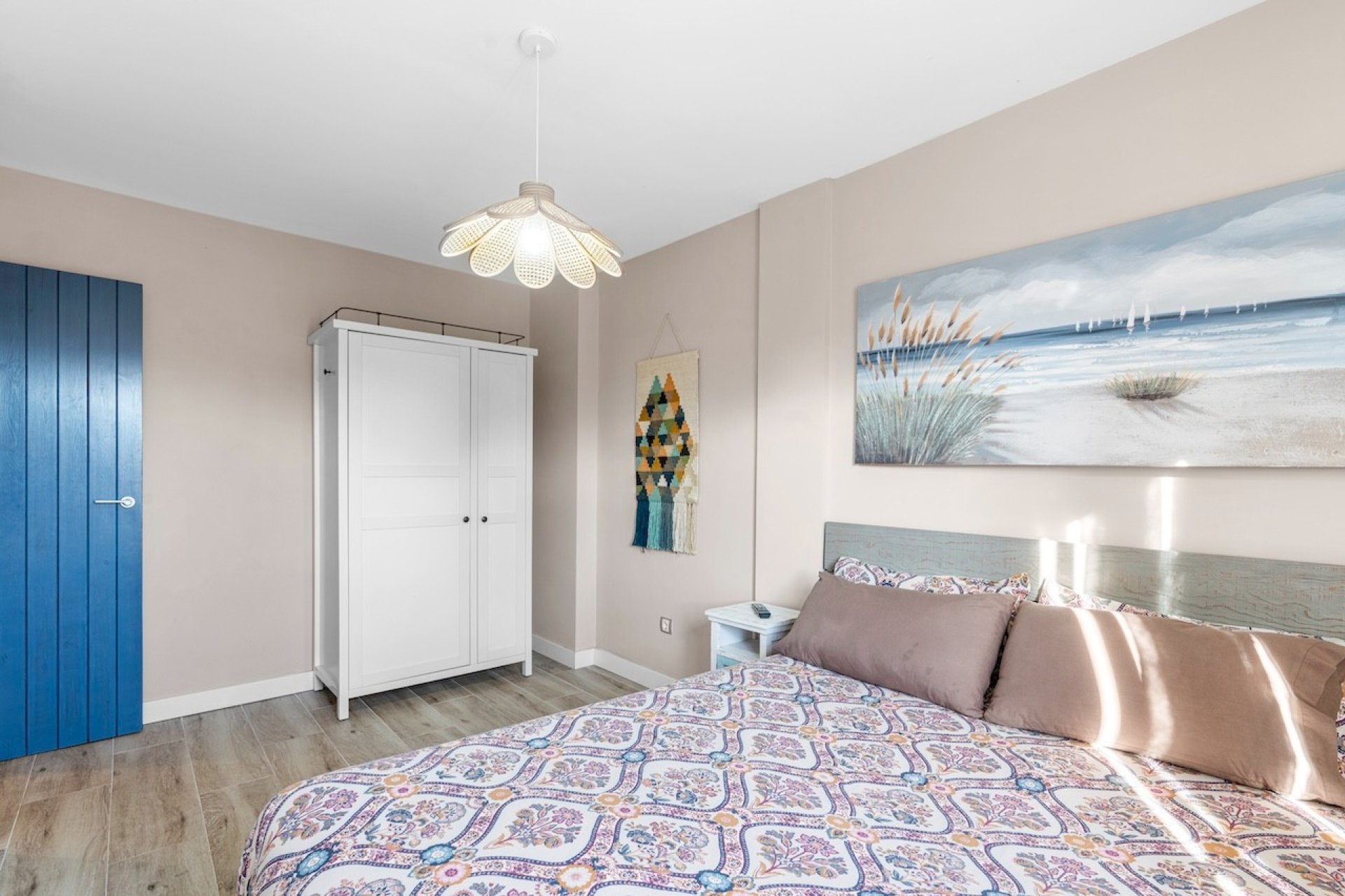 Resale - Villa / House - Santa Pola - El Poble Llevanti