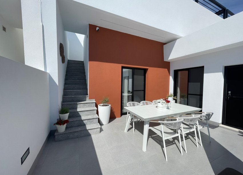 Resale - Villa / House - Torre Pacheco - Roldán