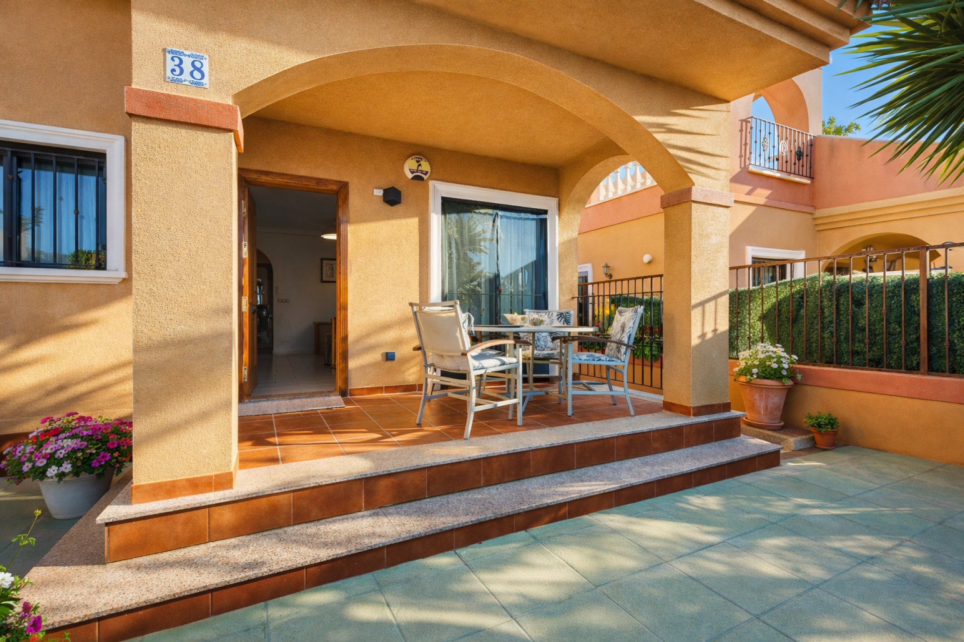 Resale - Villa / House - Torrevieja - Aguas Nuevas