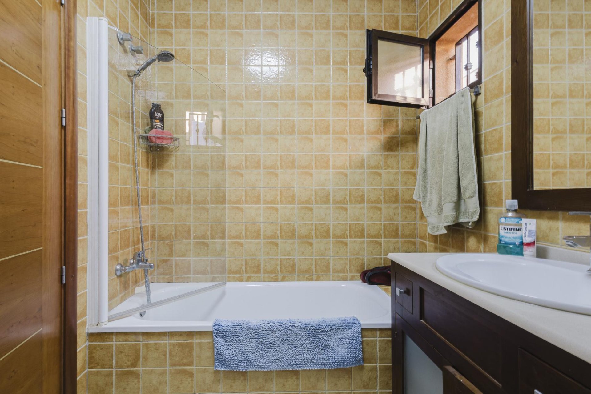 Resale - Villa / House - Torrevieja - Aguas Nuevas