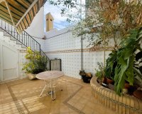 Resale - Villa / House - Torrevieja - Centro