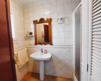 Resale - Villa / House - Torrevieja - Centro