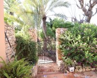 Resale - Villa / House - Torrevieja - El Chaparral