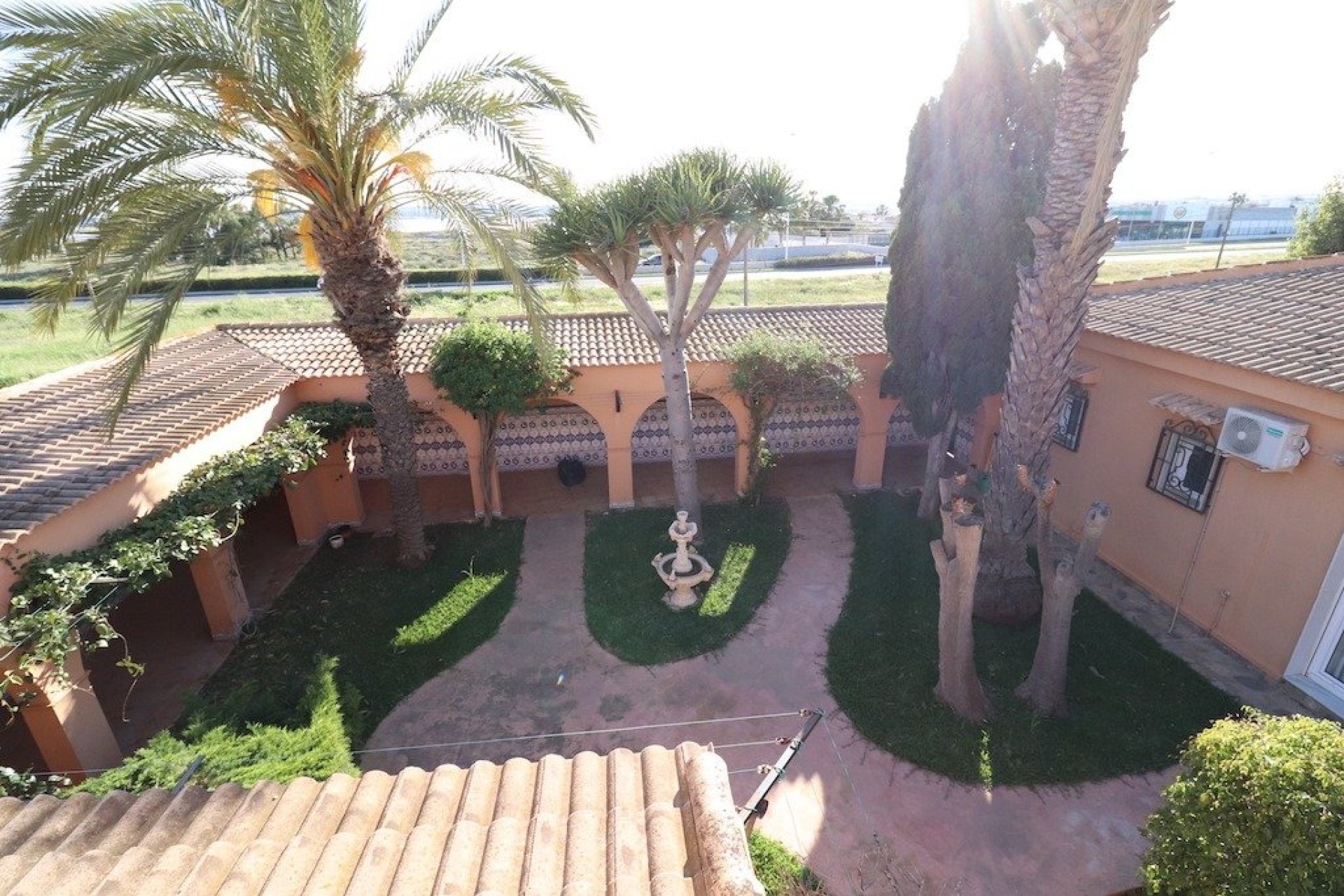 Resale - Villa / House - Torrevieja - El Chaparral