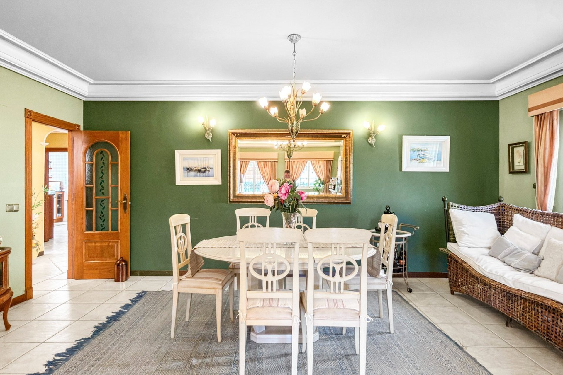 Resale - Villa / House - Torrevieja - La Mata