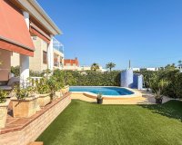 Resale - Villa / House - Torrevieja - La Mata
