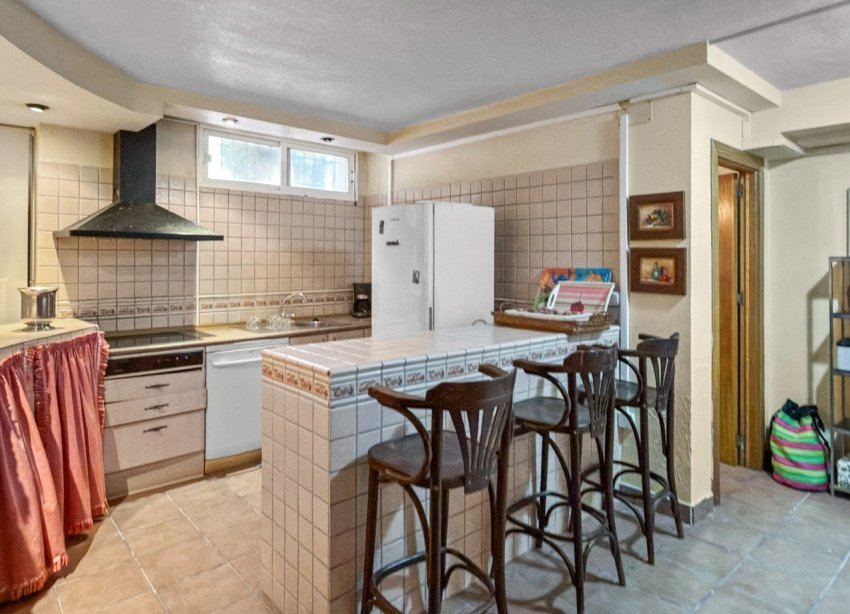 Resale - Villa / House - Torrevieja - La Mata