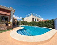 Resale - Villa / House - Torrevieja - La Mata