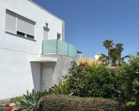 Resale - Villa / House - Torrevieja - La Siesta
