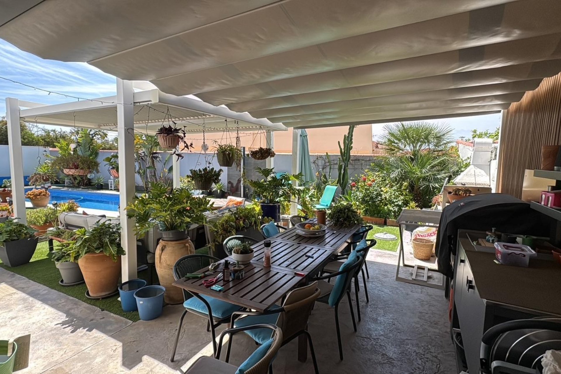 Resale - Villa / House - Torrevieja - La Siesta
