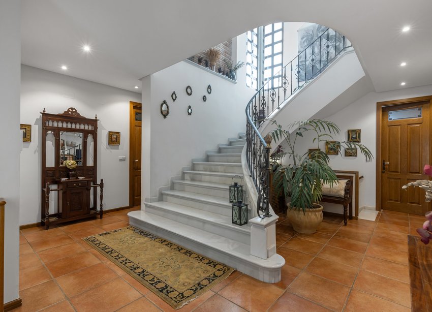 Resale - Villa / House - Torrevieja - La Veleta