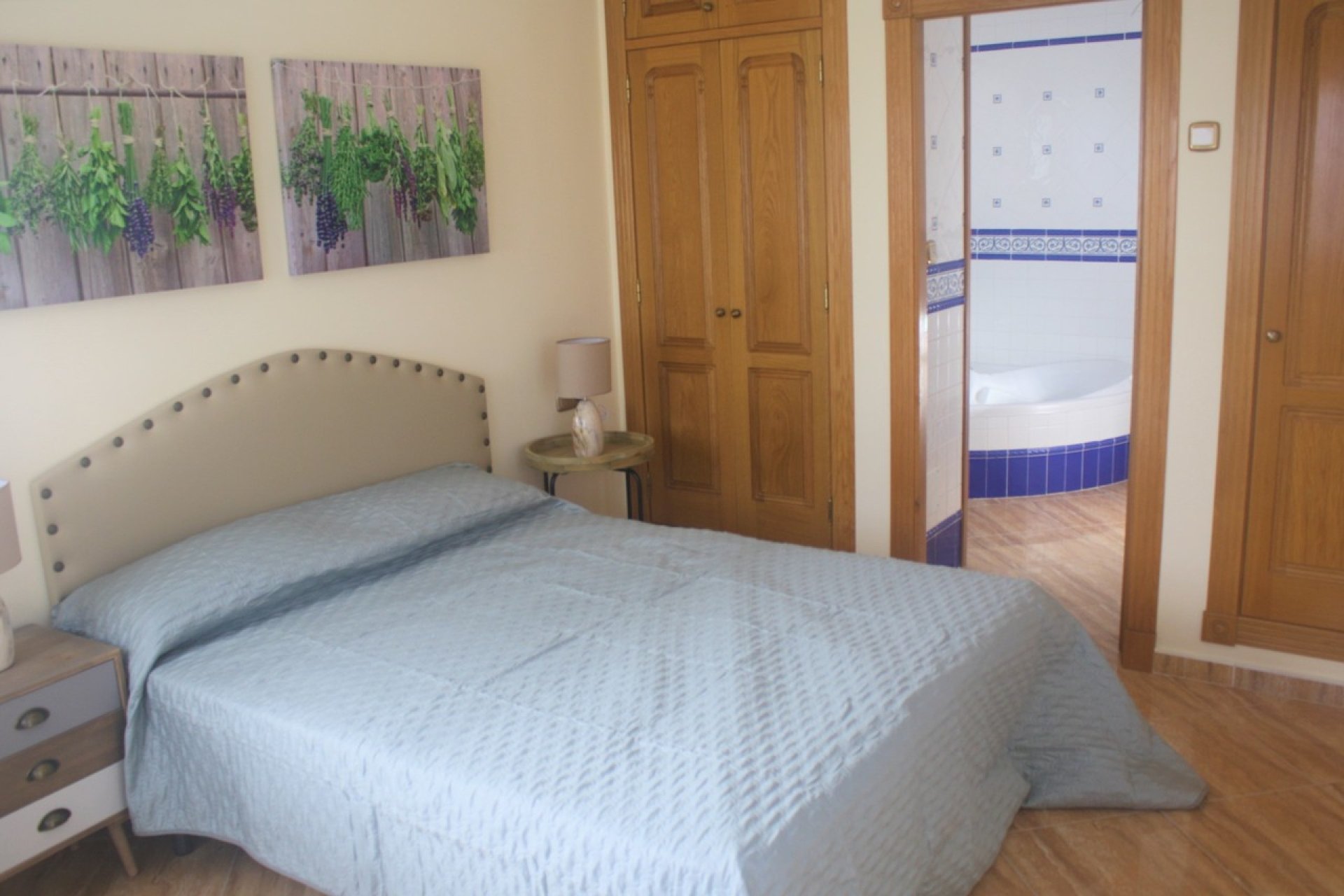 Resale - Villa / House - Torrevieja - Los Altos