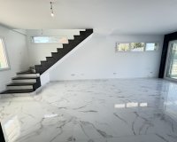 Resale - Villa / House - Torrevieja - Los Balcones