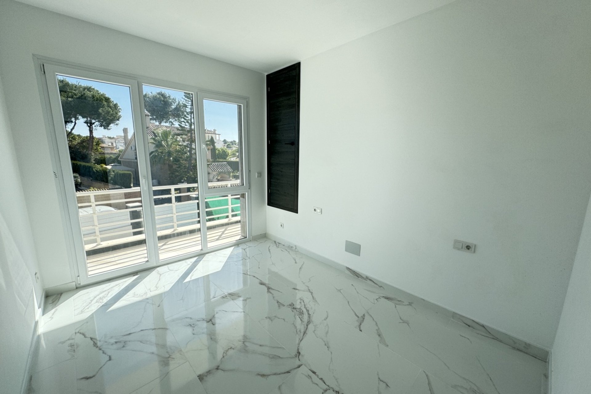 Resale - Villa / House - Torrevieja - Los Balcones