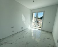 Resale - Villa / House - Torrevieja - Los Balcones