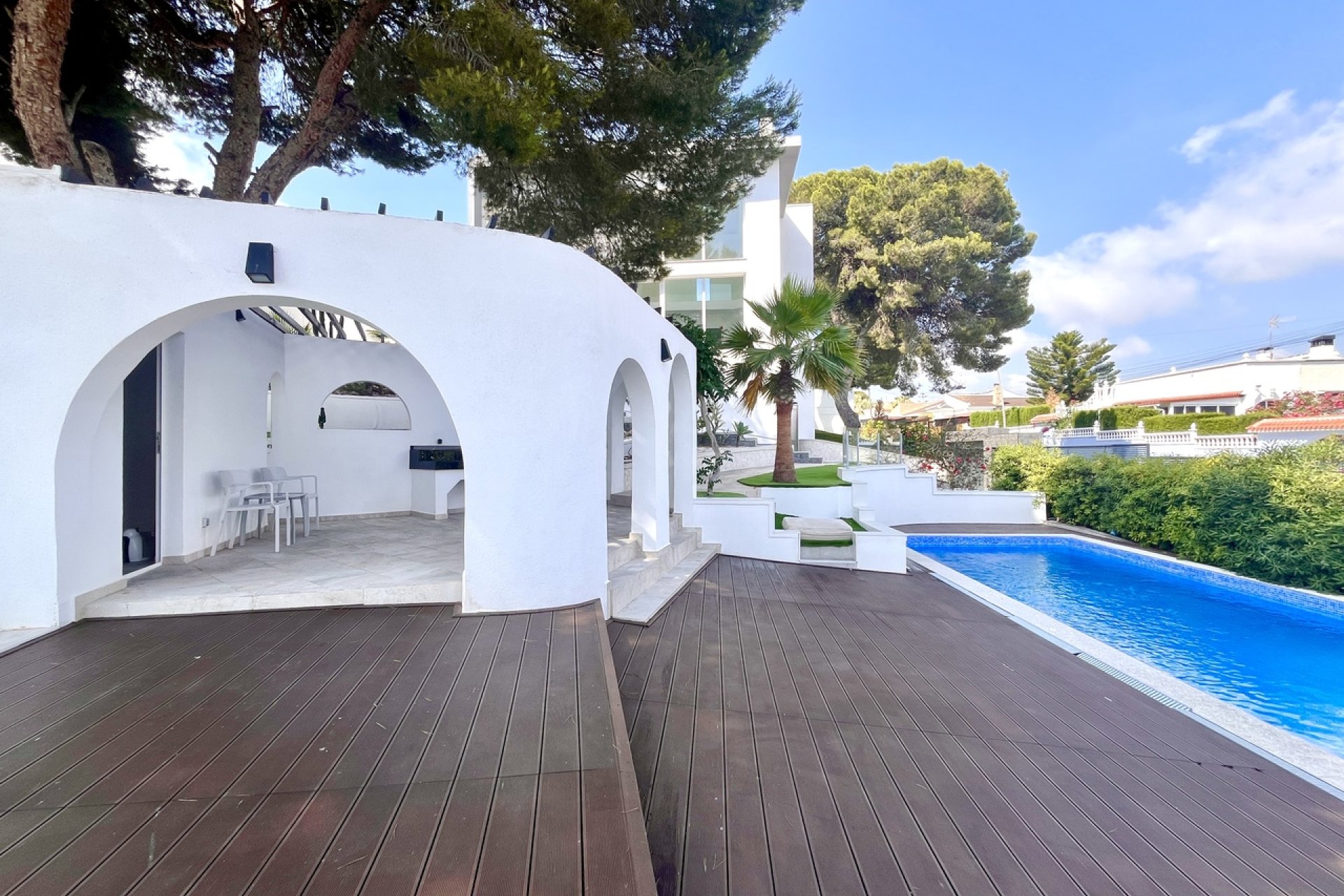 Resale - Villa / House - Torrevieja - Los Balcones