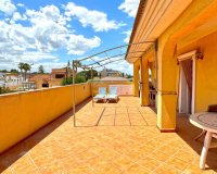 Resale - Villa / House - Torrevieja - Los Balcones
