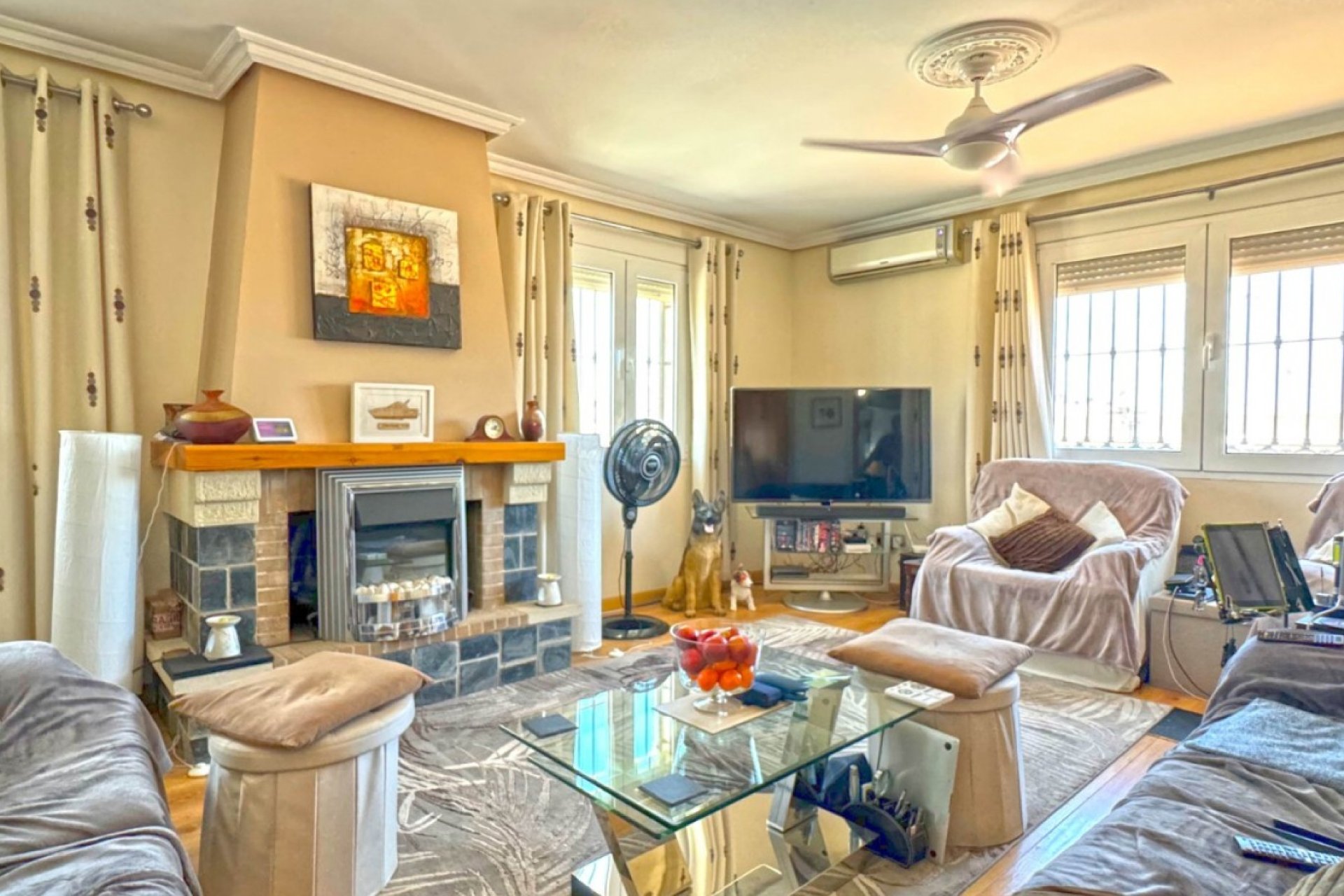 Resale - Villa / House - Torrevieja - Los Balcones