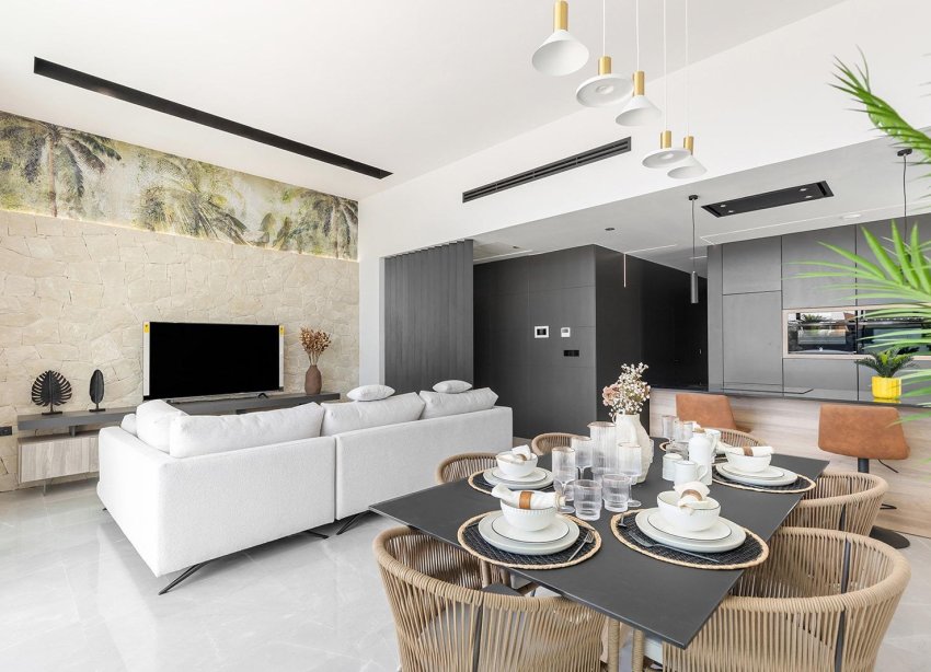 Resale - Villa / House - Torrevieja - Los Balcones