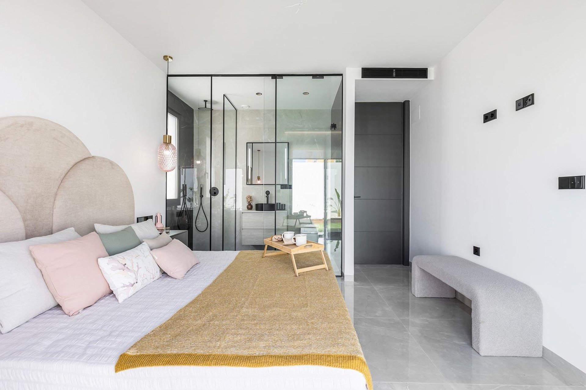 Resale - Villa / House - Torrevieja - Los Balcones