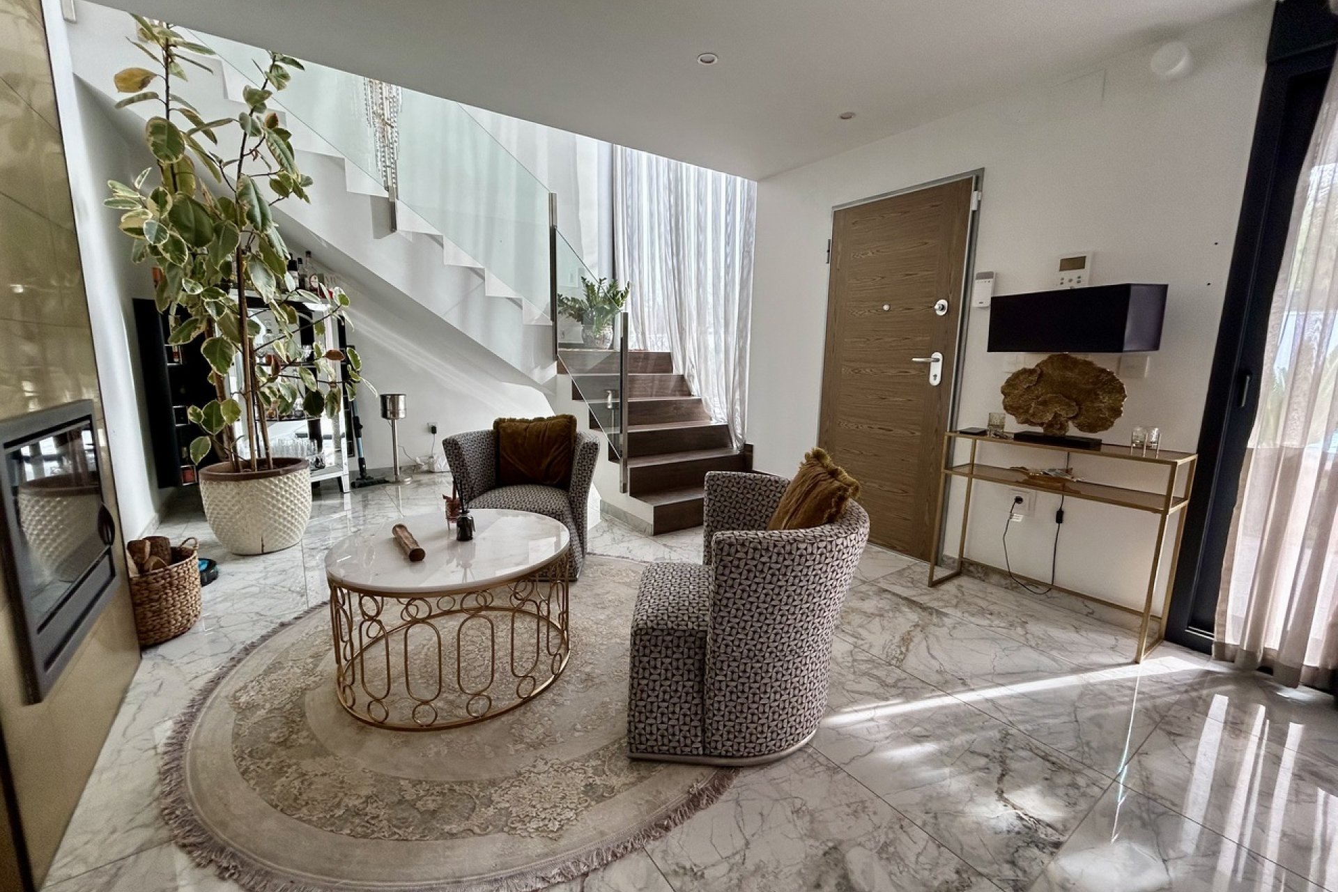 Resale - Villa / House - Torrevieja - Los Balcones