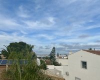 Resale - Villa / House - Torrevieja - Los Balcones