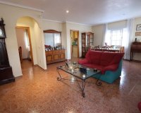 Resale - Villa / House - Torrevieja - Los Balcones