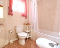 Resale - Villa / House - Torrevieja - Los Balcones