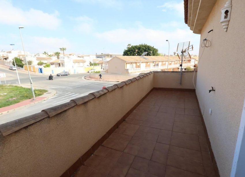 Resale - Villa / House - Torrevieja - Los Balcones