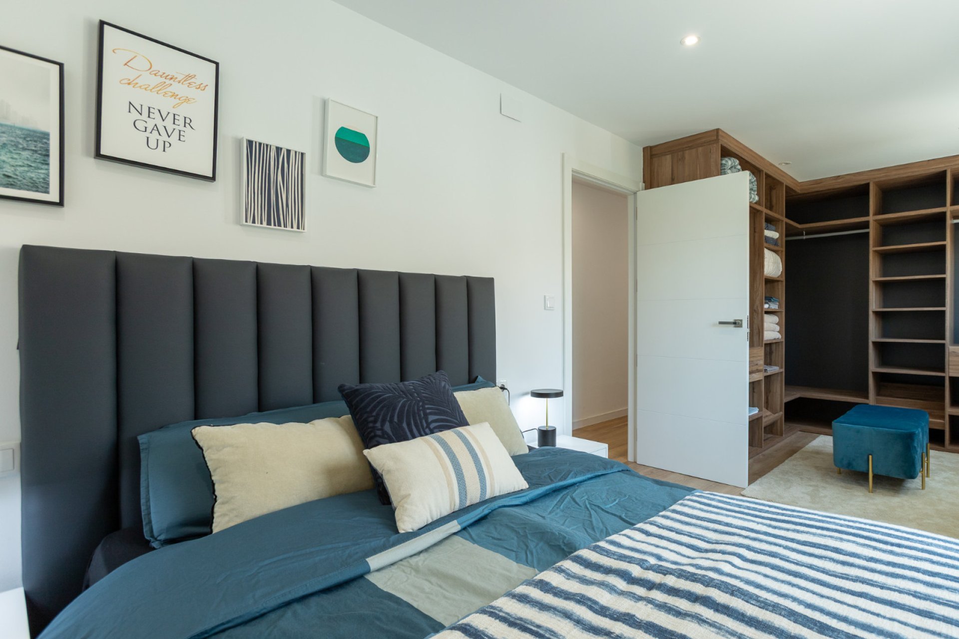 Resale - Villa / House - Torrevieja - Los Balcones