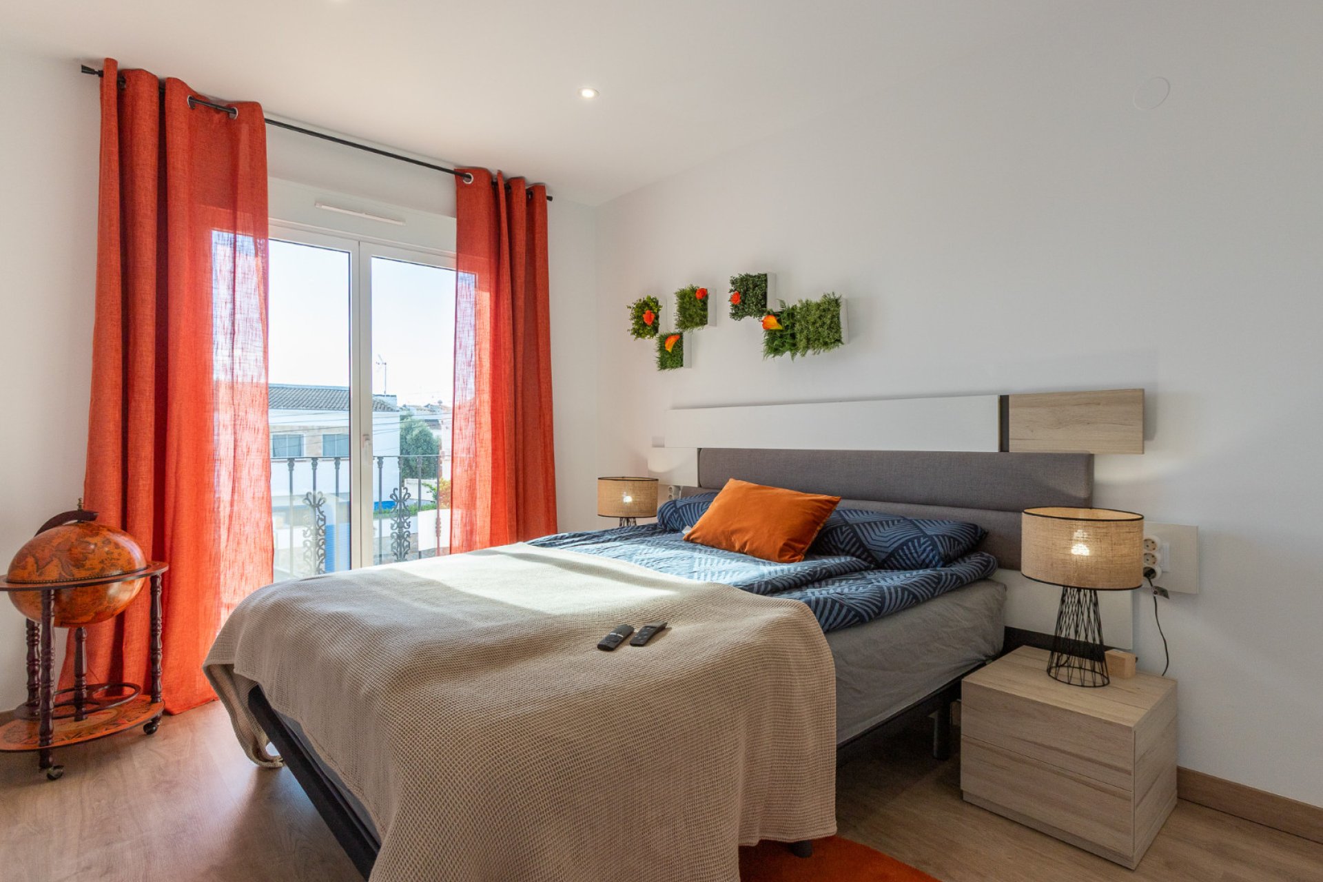 Resale - Villa / House - Torrevieja - Los Balcones