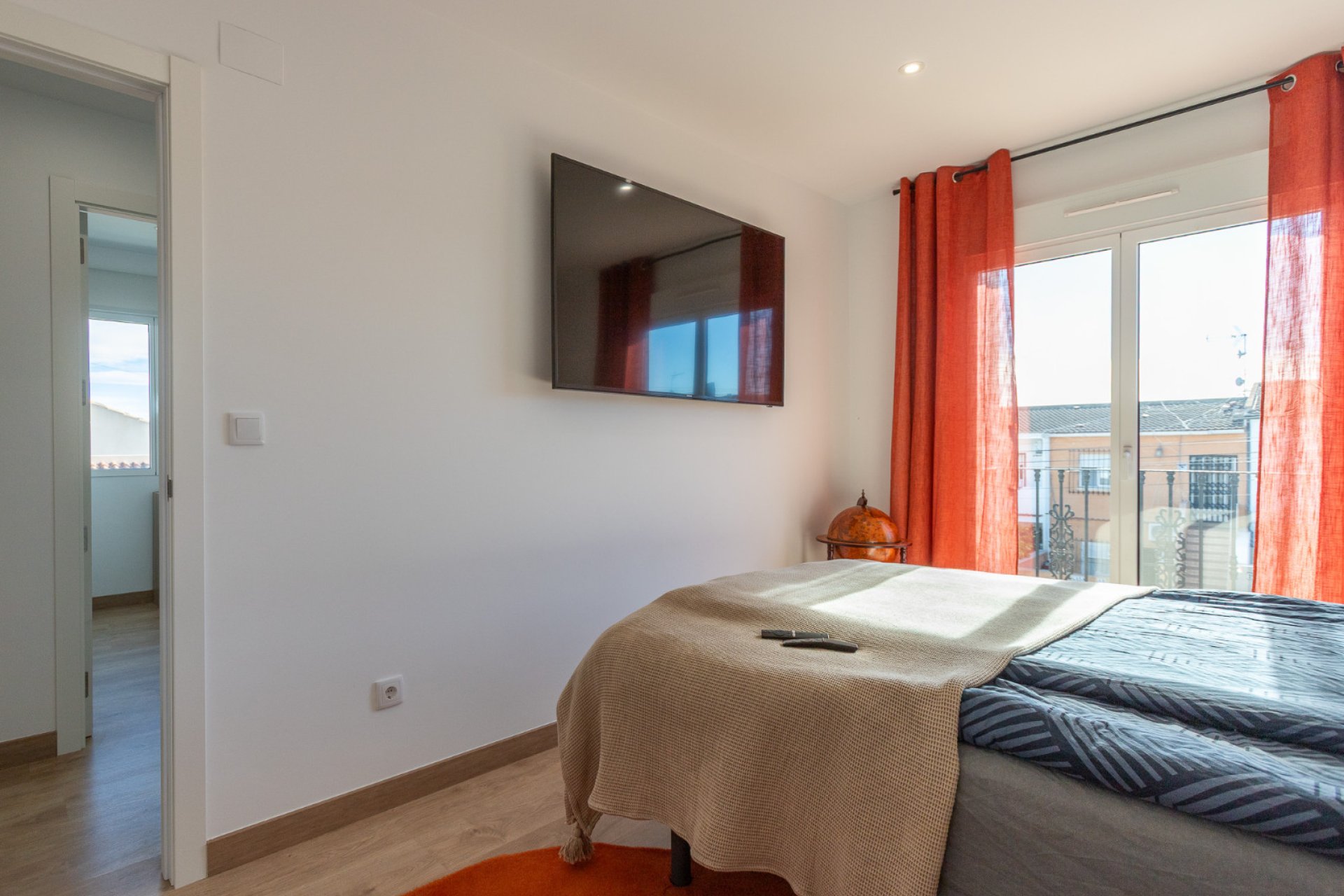 Resale - Villa / House - Torrevieja - Los Balcones