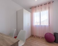 Resale - Villa / House - Torrevieja - Los Balcones