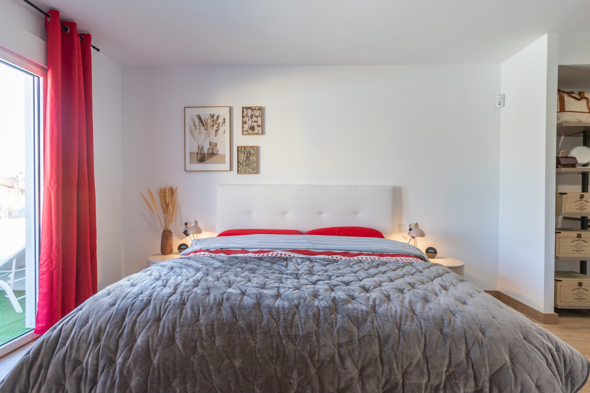 Resale - Villa / House - Torrevieja - Los Balcones
