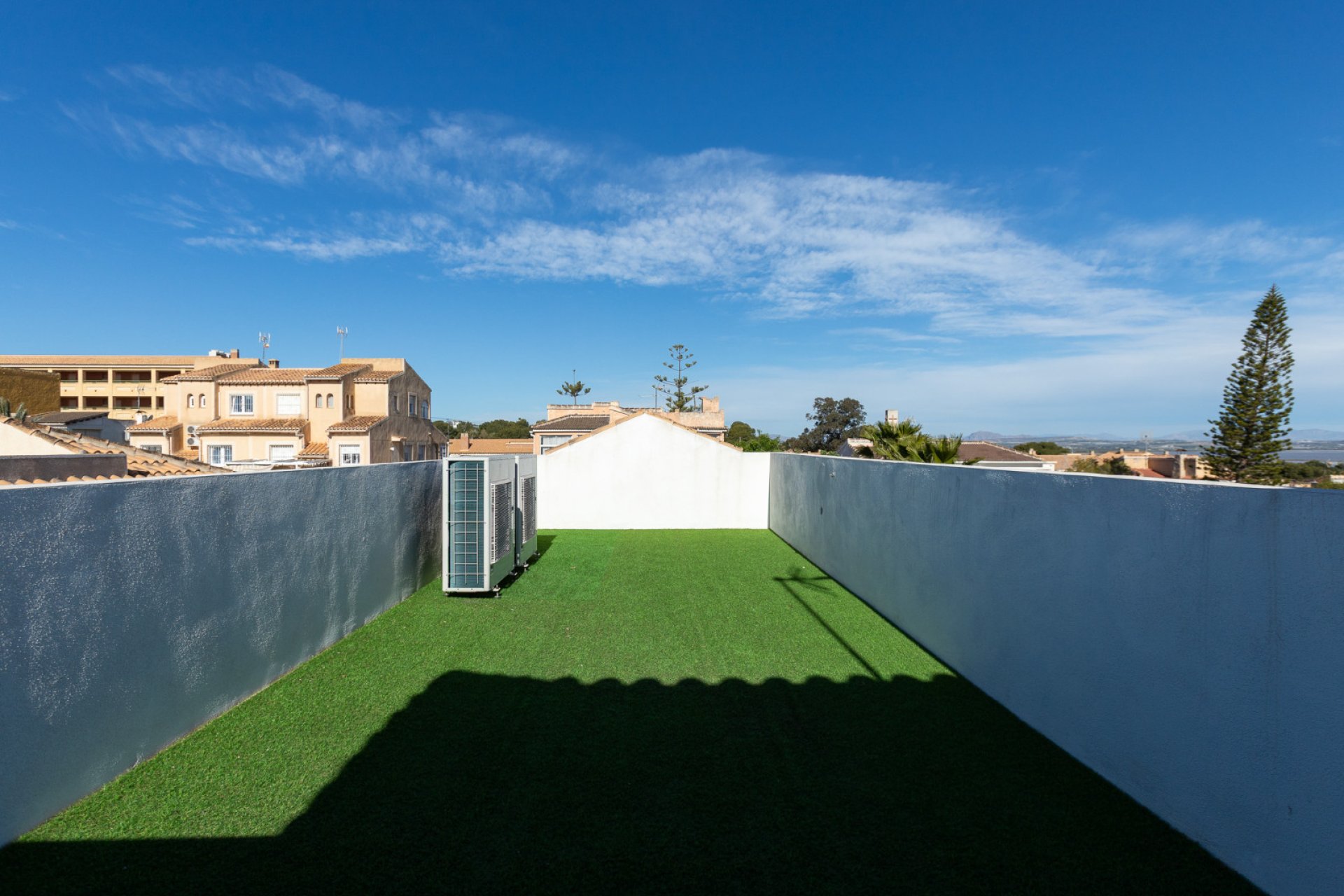 Resale - Villa / House - Torrevieja - Los Balcones