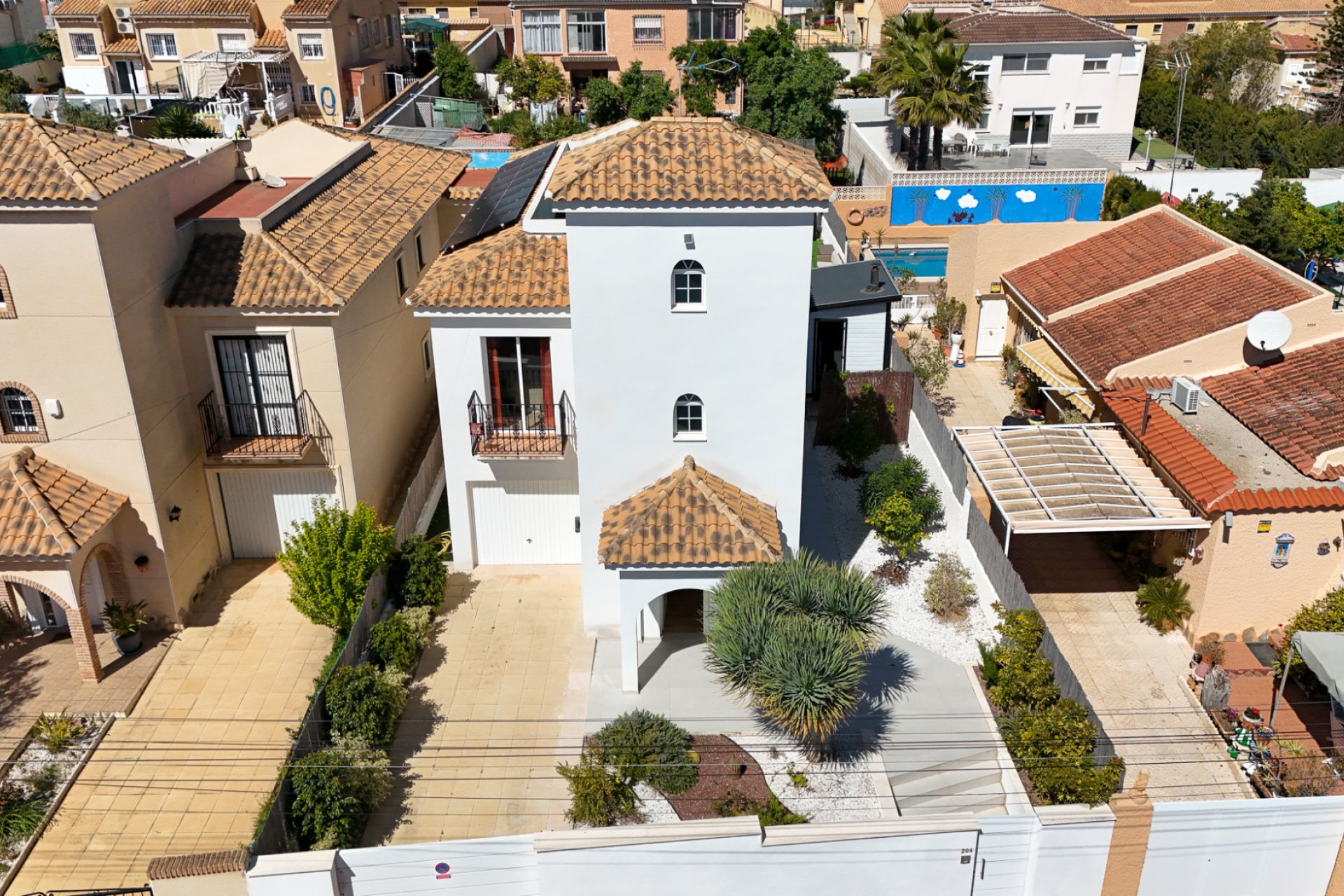 Resale - Villa / House - Torrevieja - Los Balcones