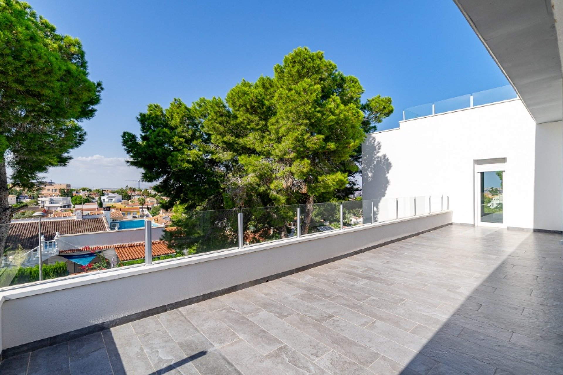 Resale - Villa / House - Torrevieja - Los Balcones