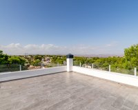 Resale - Villa / House - Torrevieja - Los Balcones