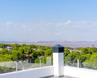 Resale - Villa / House - Torrevieja - Los Balcones