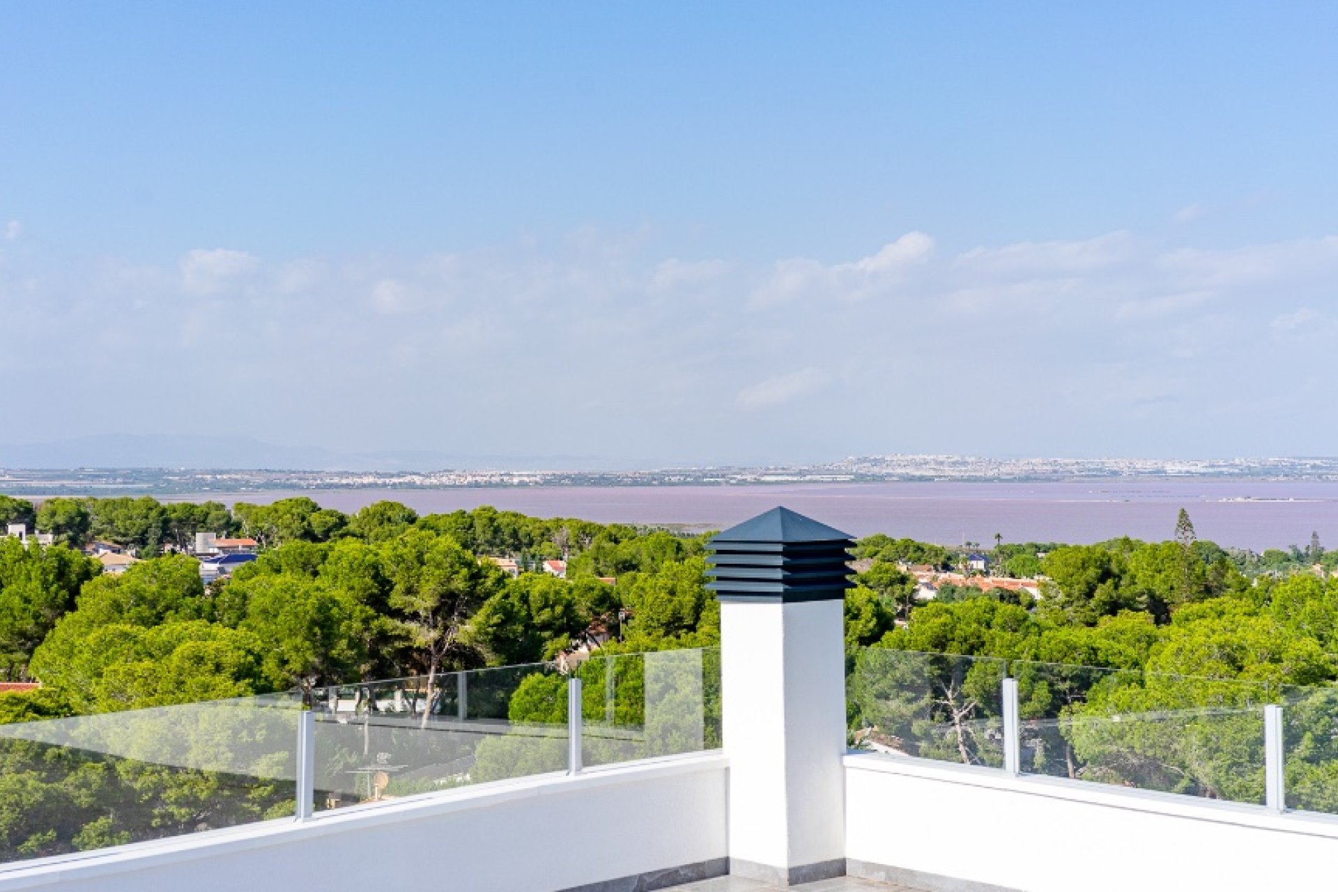 Resale - Villa / House - Torrevieja - Los Balcones