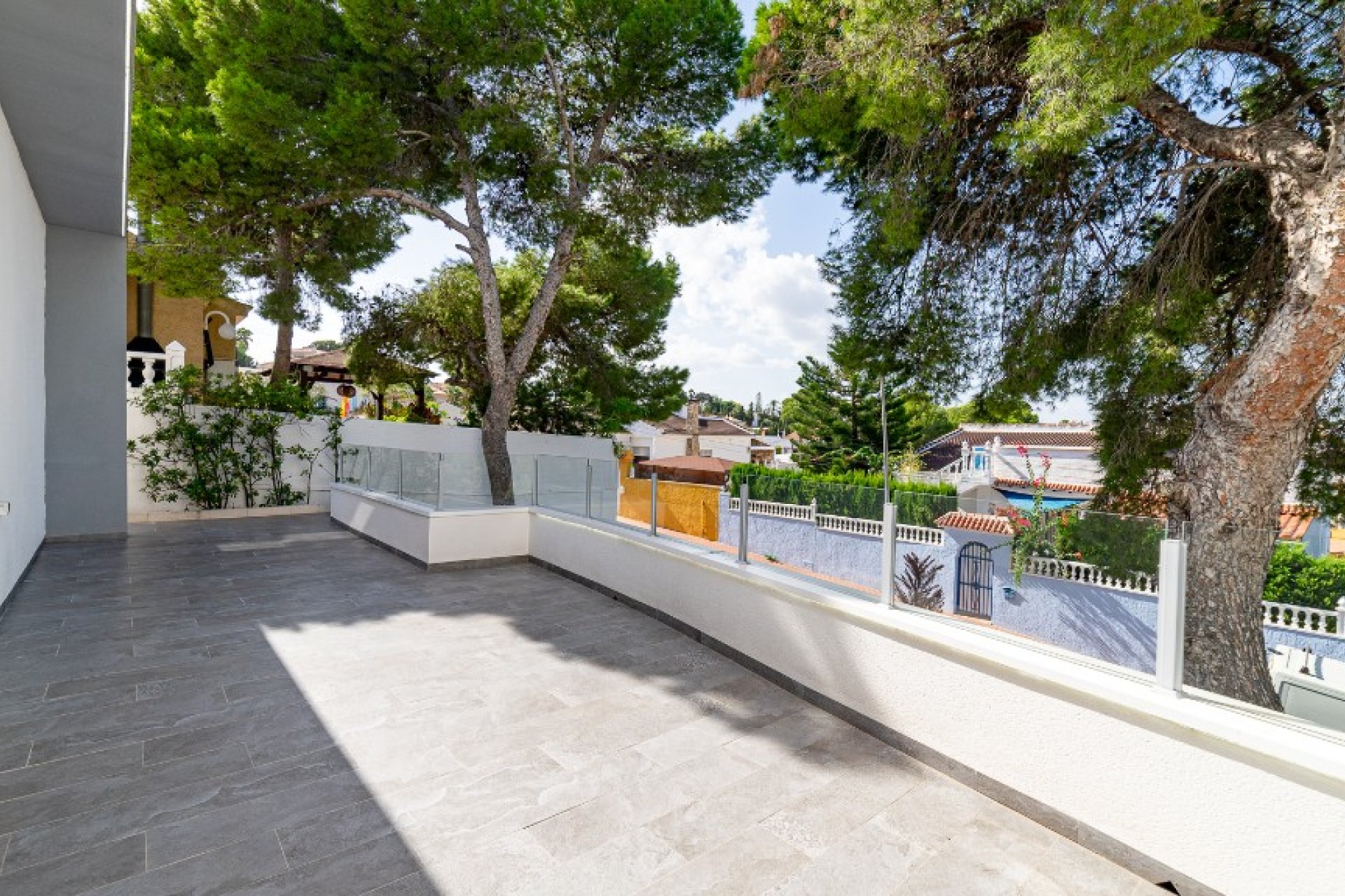 Resale - Villa / House - Torrevieja - Los Balcones