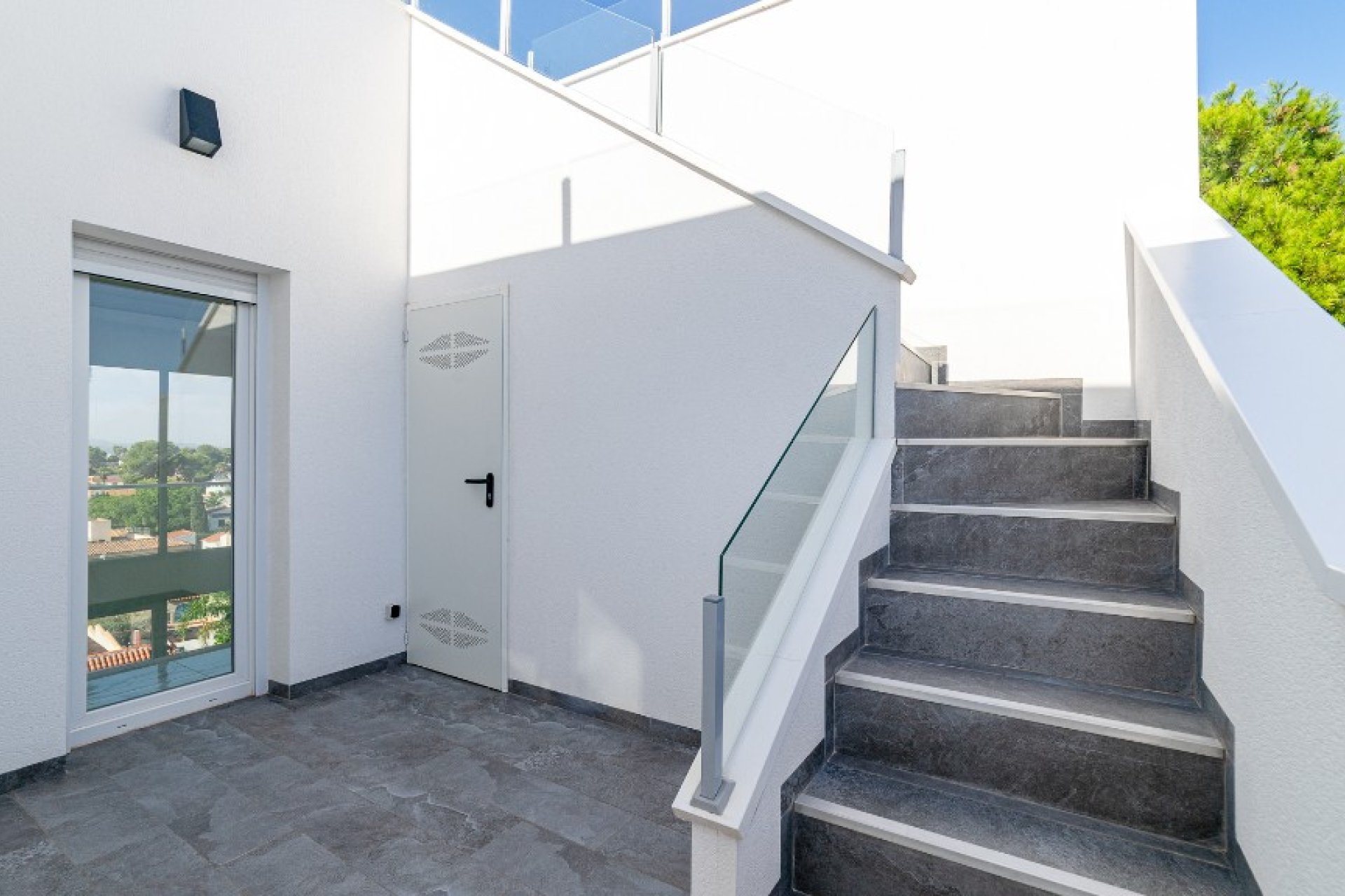 Resale - Villa / House - Torrevieja - Los Balcones