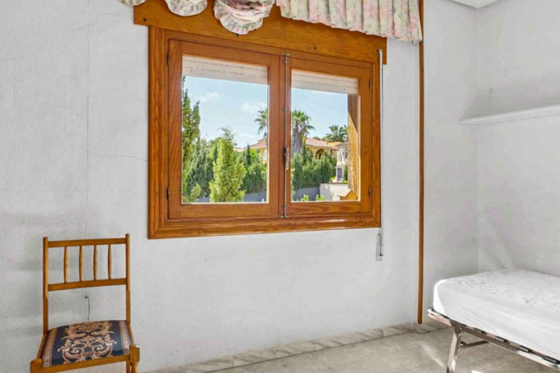 Resale - Villa / House - Torrevieja - Los Balcones