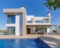 Resale - Villa / House - Torrevieja - Los Balcones