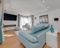 Resale - Villa / House - Torrevieja - Los Balcones